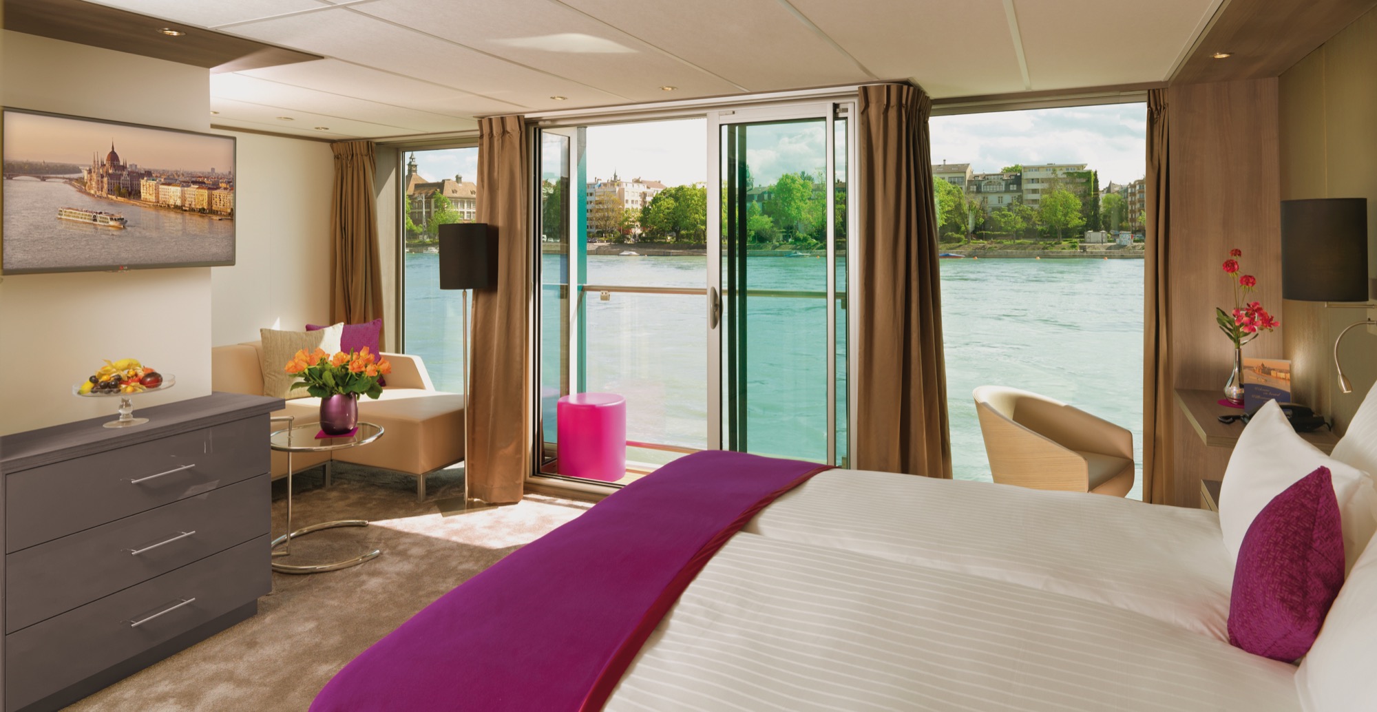 Amadeus Waterways 01 AMADEUS Silver II_Suite 00.jpg